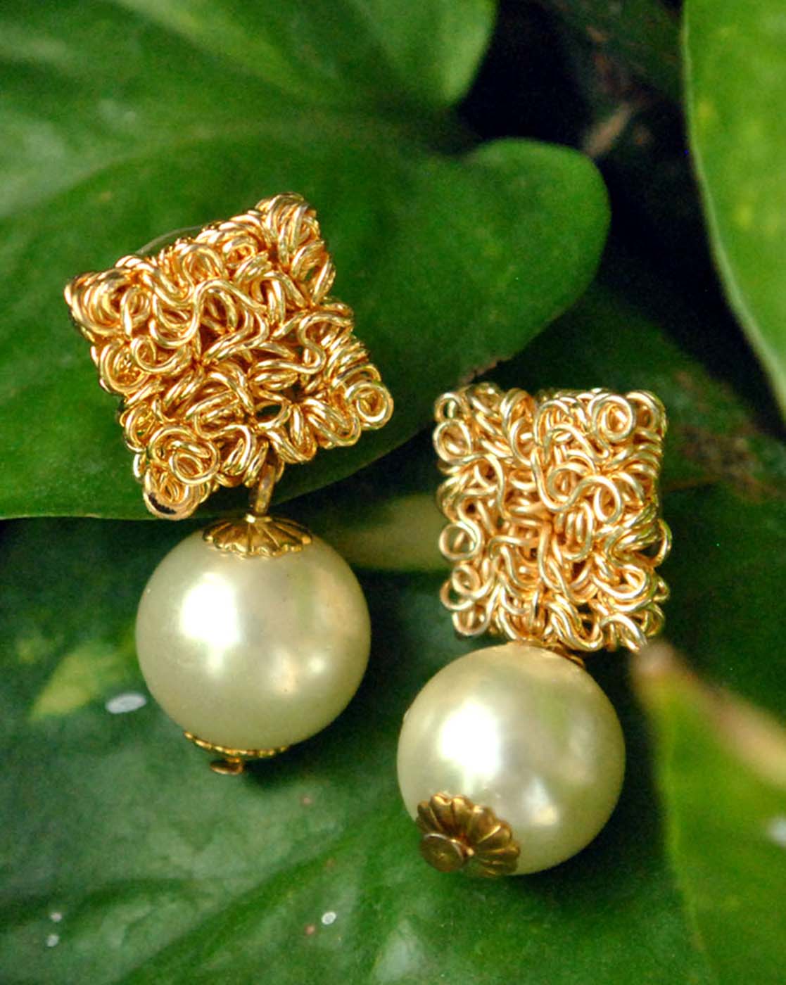 Gold Cuties Earrings