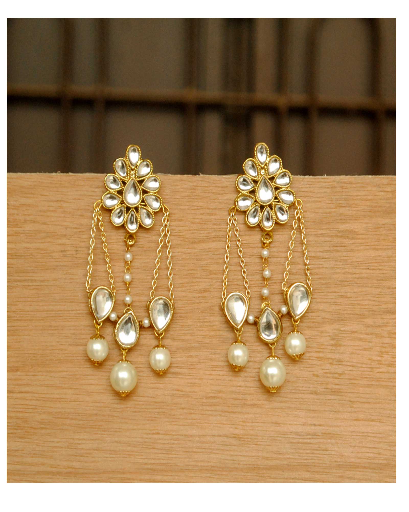 Kundan Stud With Dangling Interlinked Pear Kundan