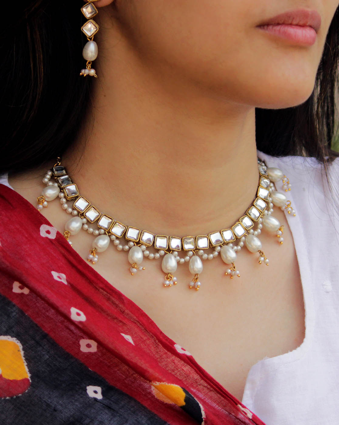 Kundan And Drop Pearl Necklace Set