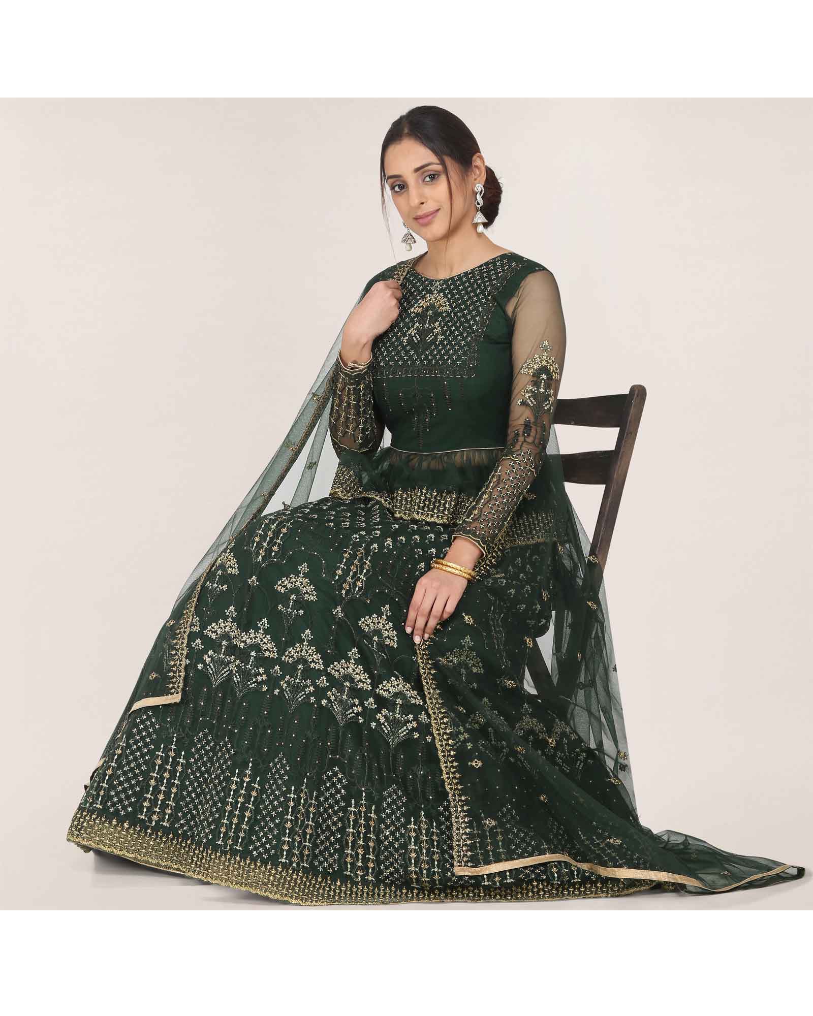 Amazon.com: ETHNIC EMPORIUM Net Indian Wedding Special Colors Reception Embellished  Lehenga Chaniya Choli Women Dress 9590 (Royal Blue) : Clothing, Shoes &  Jewelry