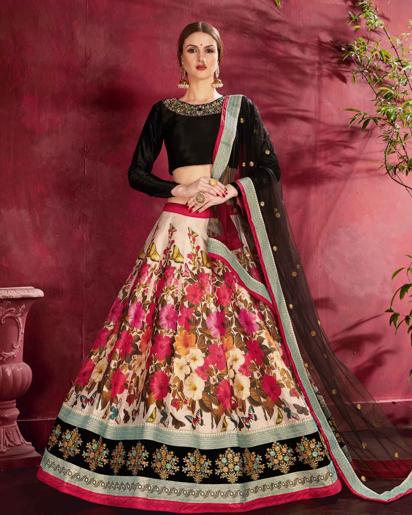 Red Embroidered Flared Lehenga Set Design by Mrunalini Rao at Pernia's Pop  Up Shop 2024