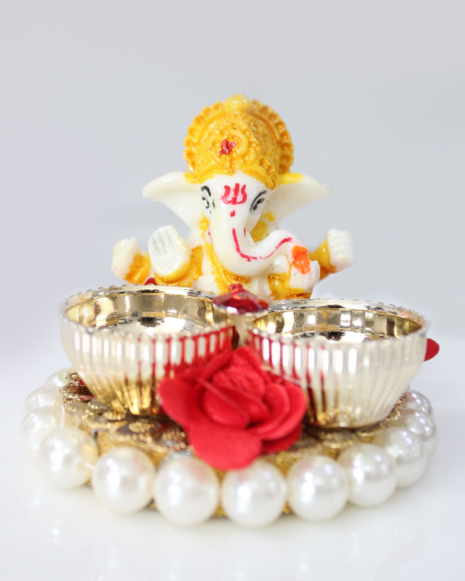 Acrelic Ganesha with Beads & Floral Work Kankavati