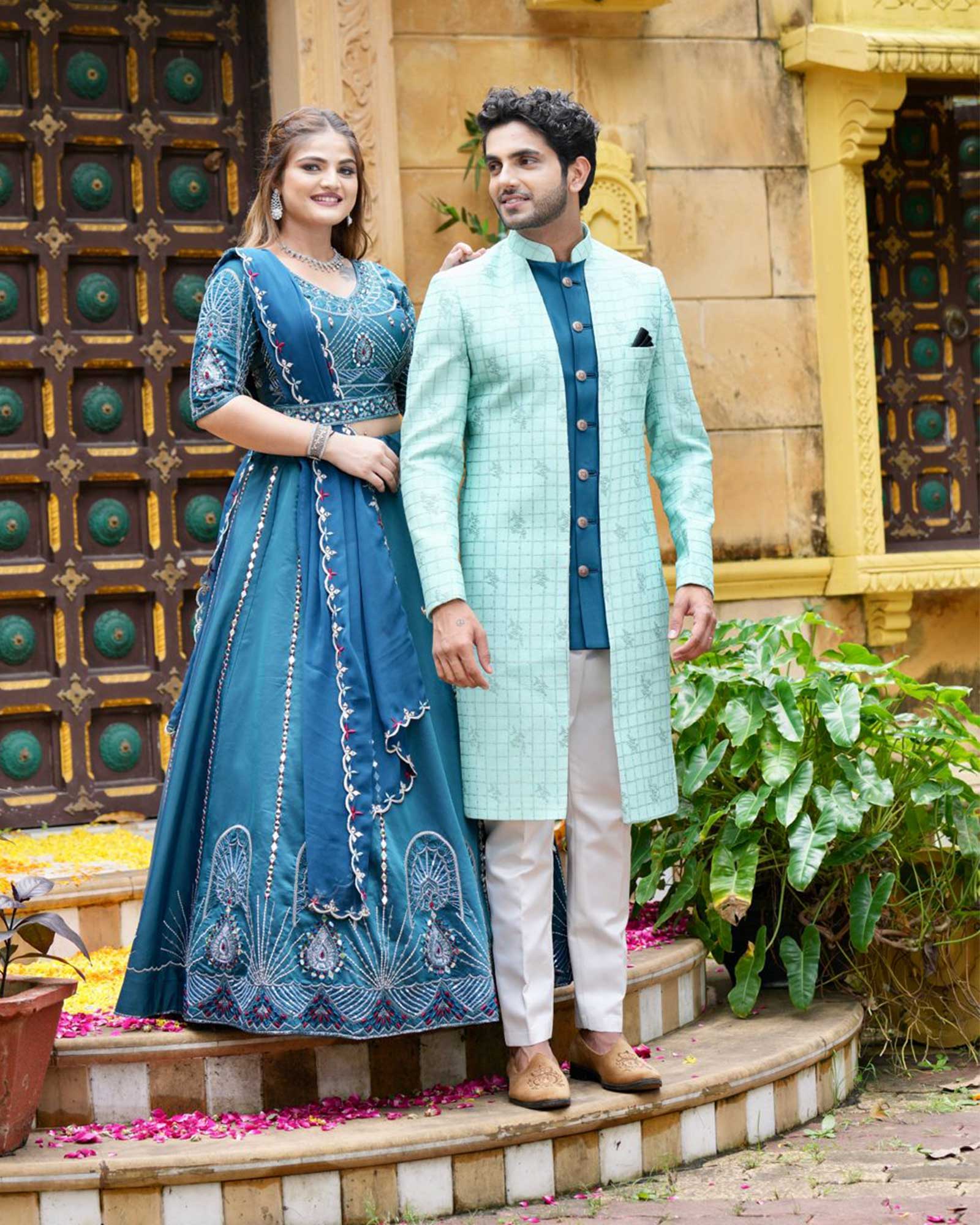 Couple outfits | Couple dress, Indian wedding outfits, Couple outfits