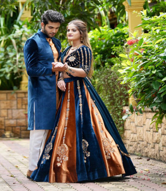 Buy couple dress for wedding online | Couple engagement dress @ best prices